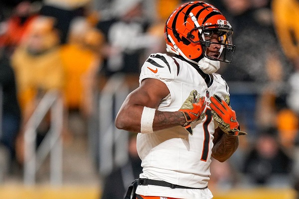 Los Cincinnati Bengals ofrecen el salario más alto de la liga a un receptor abierto para retenerlo